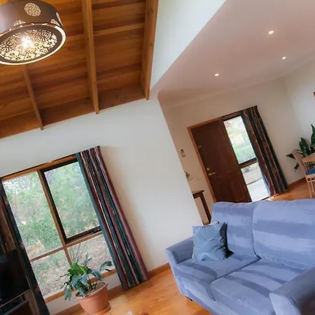 Perricoota Vines Retreat Hotel Moama Room photo