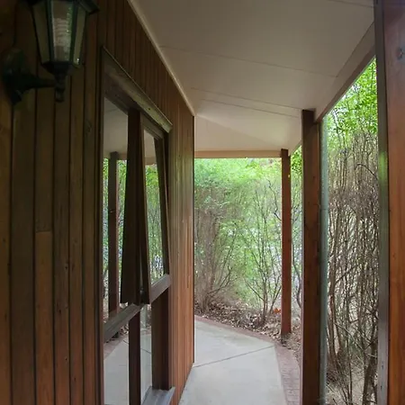 Perricoota Vines Retreat Hotel Moama Room photo