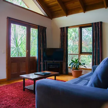 Perricoota Vines Retreat Hotel Moama Room photo