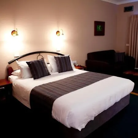 Perricoota Vines Retreat Hotel Moama Room photo