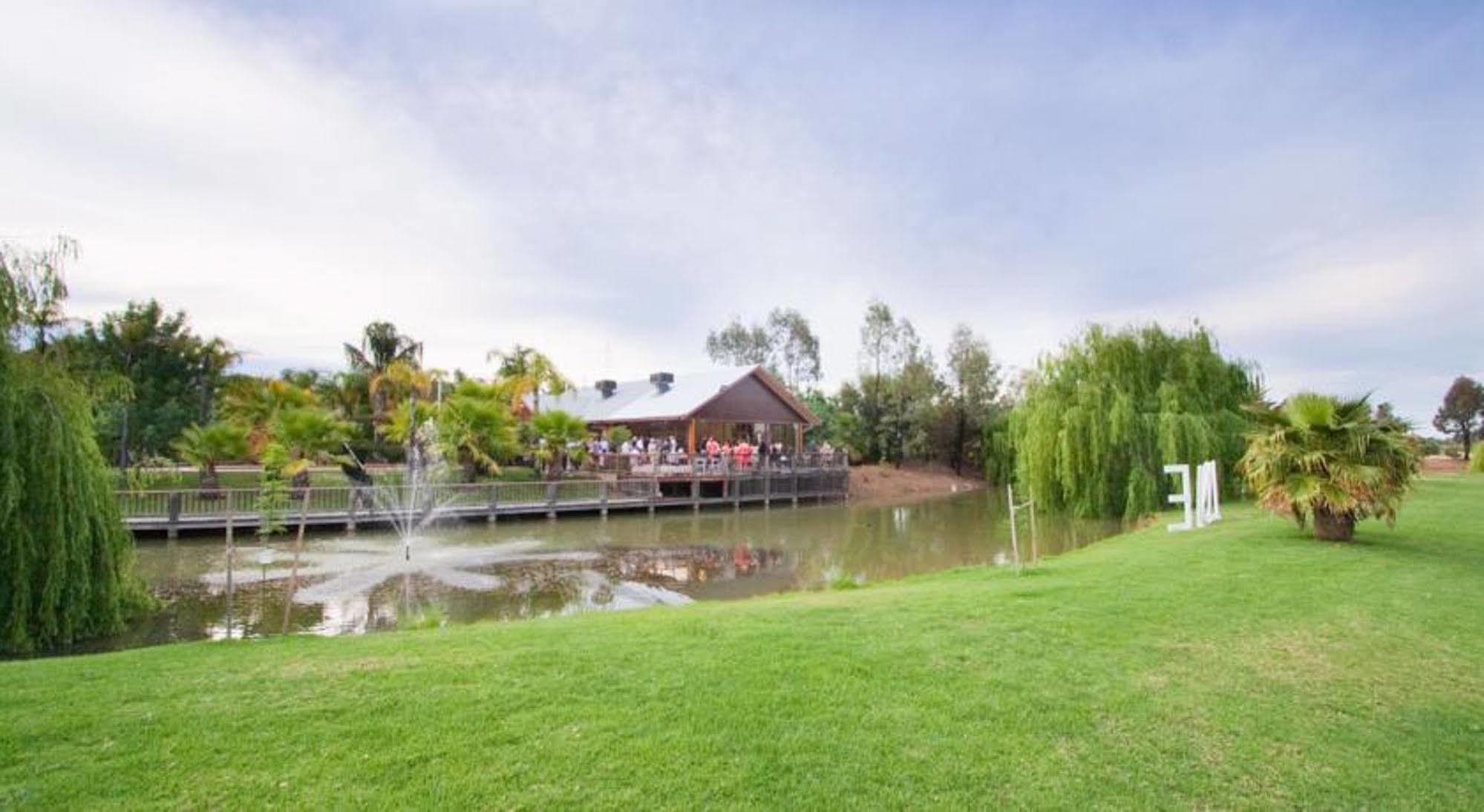 Perricoota Vines Retreat Resort Moama